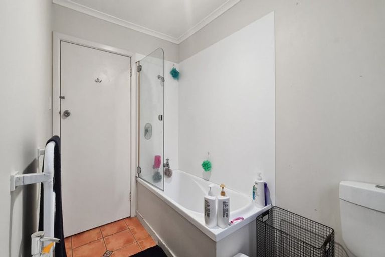 Photo of property in 66 Tarawera Road, Johnsonville, Wellington, 6037