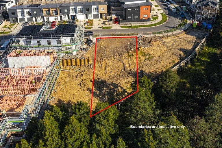 Photo of property in 35 Paina Crescent, Massey, 0614