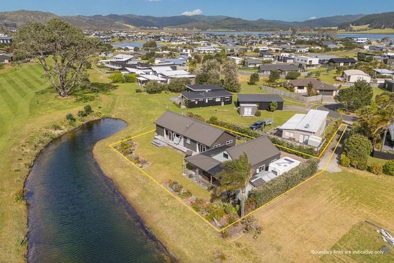 Photo of property in 107 Benjamin Place, Matarangi, Whitianga, 3592