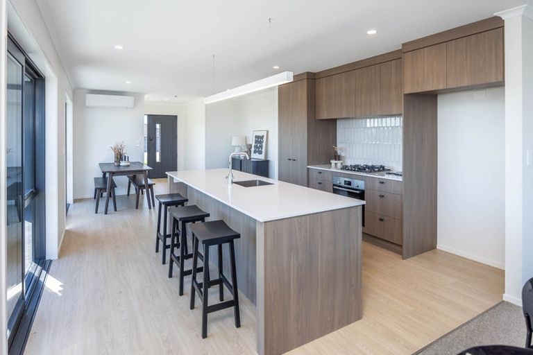 Photo of property in 24 Oralee Terrace, Peacocke, 3206