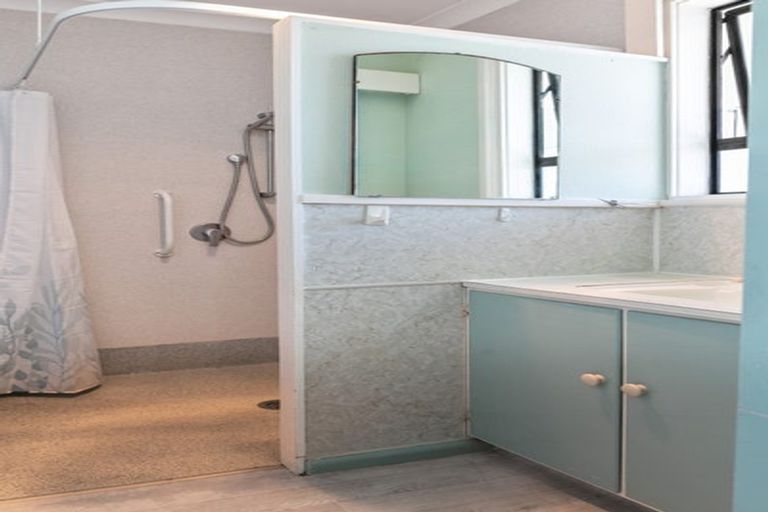 Photo of property in 5a Montgomery Street, Waipukurau, 4200