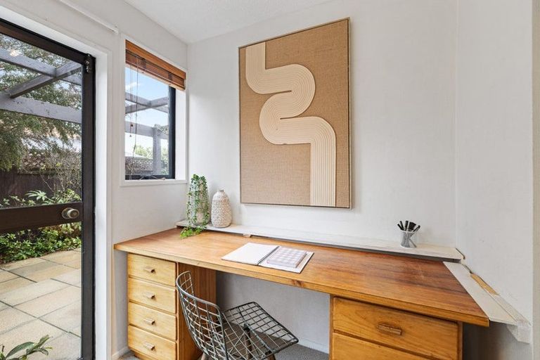 Photo of property in 1/25 Rubens Place, Burnside, Christchurch, 8053