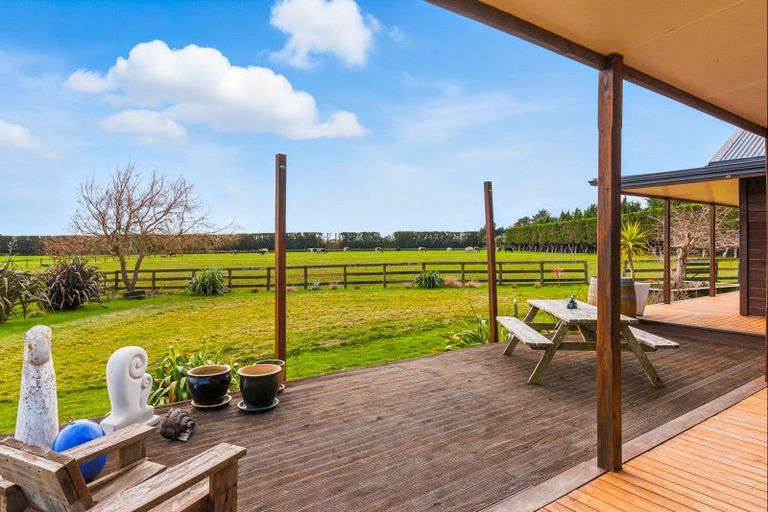 Photo of property in 70 Joblins Road, Levin, 5571