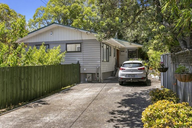 Photo of property in 11 Stanley Road, Glenfield, Auckland, 0629