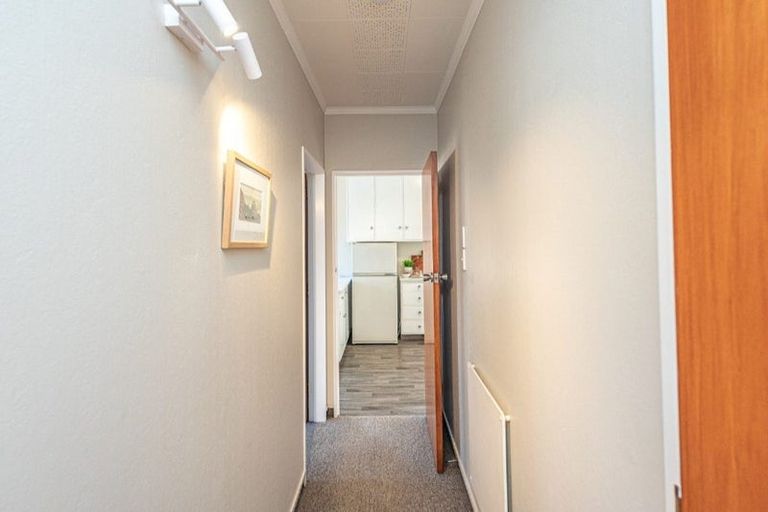 Photo of property in 3 Queen Street, Aramoho, Whanganui, 4500