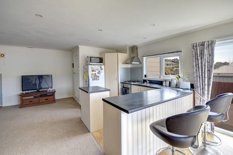 Photo of property in 5 Athol Place, Ravensbourne, Dunedin, 9022