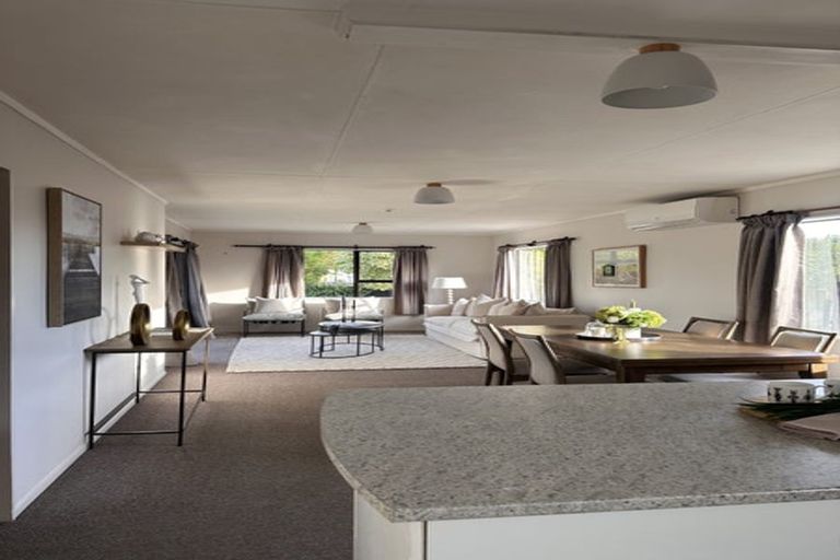 Photo of property in 1 Perry Crescent, Greenmeadows, Napier, 4112