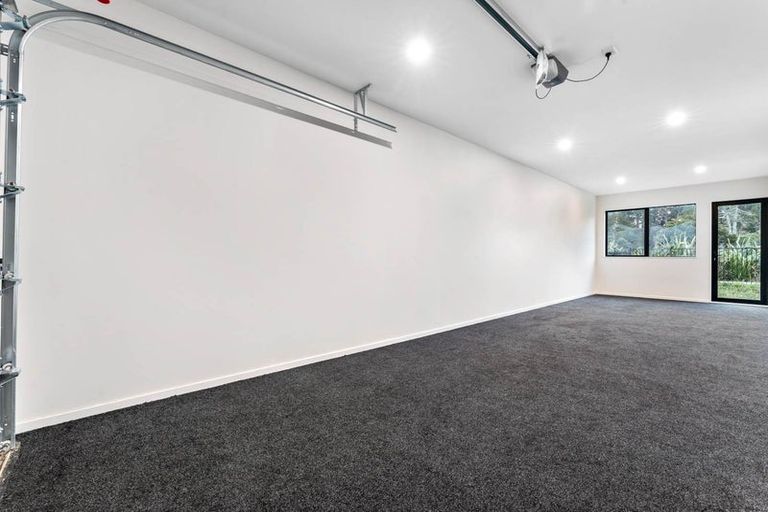 Photo of property in 9 Purapura Lane, Kumeu, 0810