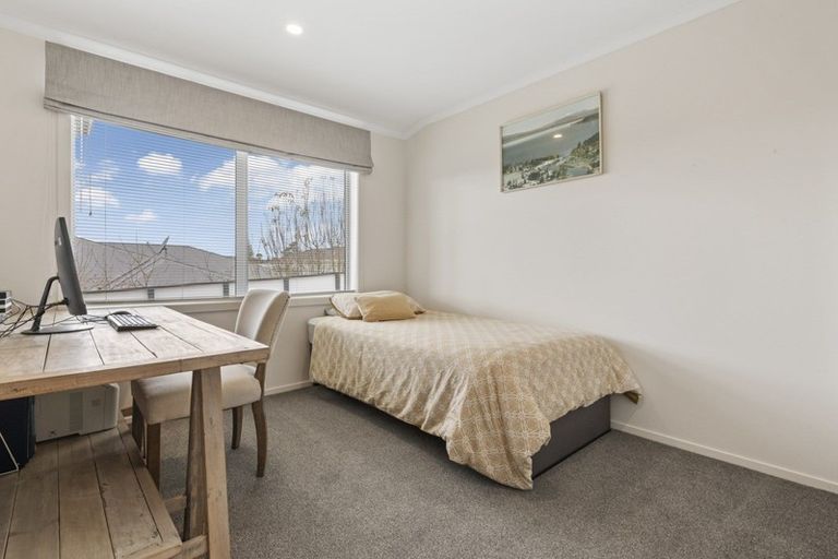 Photo of property in 12 Fleur Place, Te Puke, 3119