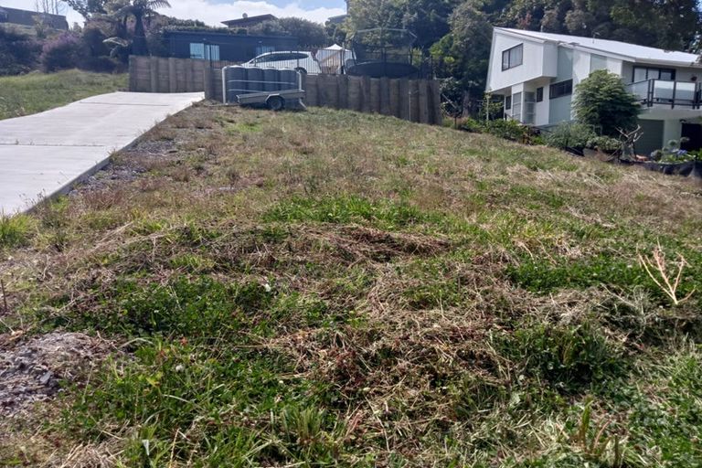 Photo of property in 117 Waireka Place, Whangamata, 3620