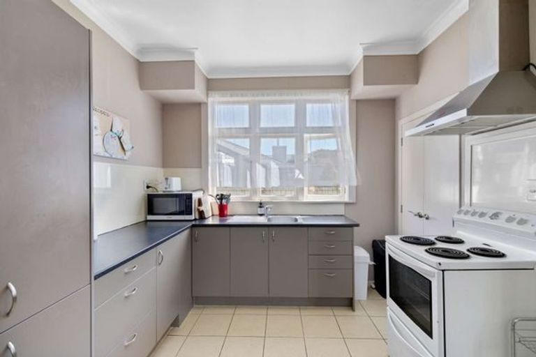 Photo of property in 61 Ferguson Street, Awapuni, Palmerston North, 4412