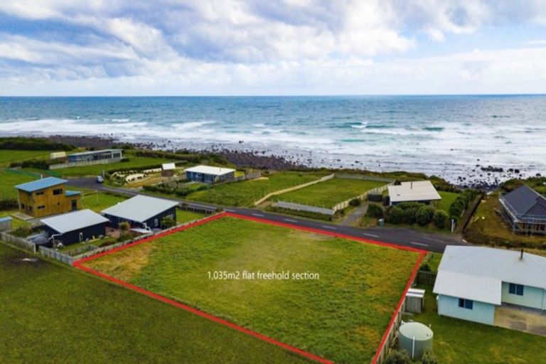 Photo of property in 295 Tai Road, Opunake, 4681