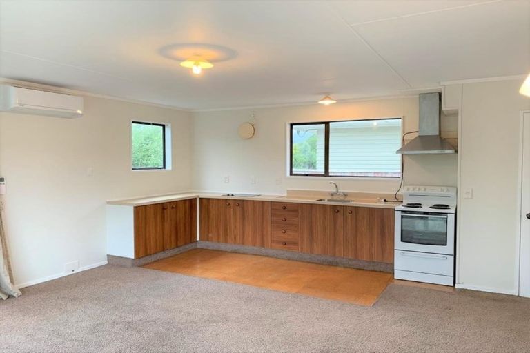 Photo of property in 36 Anaru Street, Raumati Beach, Paraparaumu, 5032