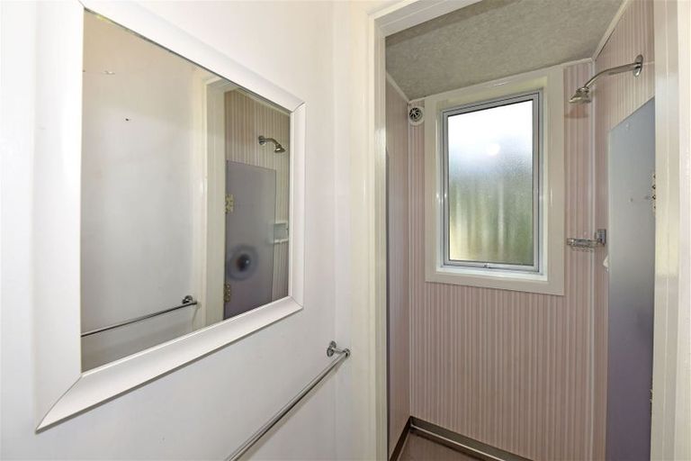 Photo of property in 10 Guinness Crescent, Ilam, Christchurch, 8041