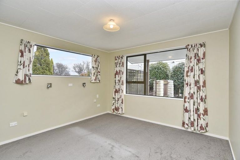 Photo of property in 8 Regent Avenue, Rangiora, 7400
