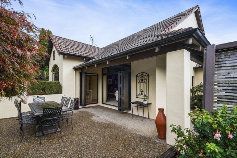 Photo of property in 28 Waipuna Place, Rototuna, Hamilton, 3210