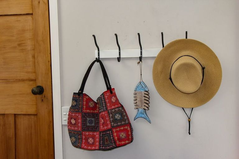 Photo of property in 90a Awa Road, Seatoun, Wellington, 6022