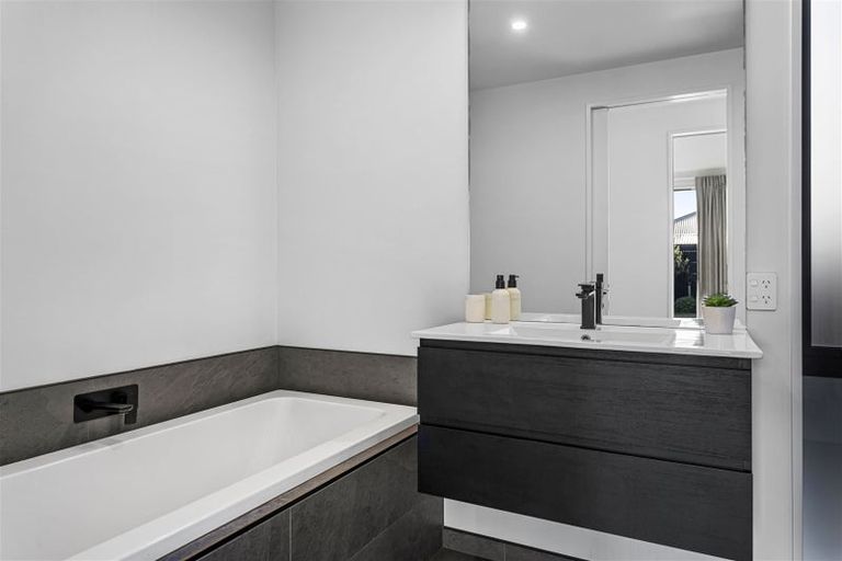 Photo of property in 46 Charles Upham Drive, Rangiora, 7400