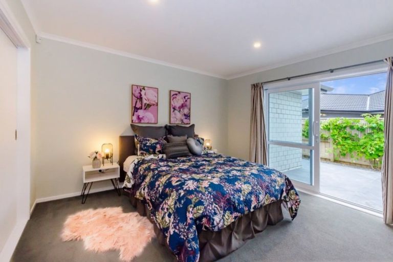 Photo of property in 12 Gardner Place, Otaki, 5512