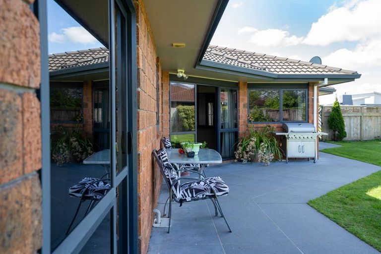 Photo of property in 26 Madison Street, Cambridge, 3434