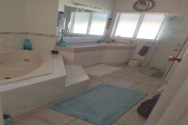 Photo of property in 10 Timandra Place, Te Kamo, Whangarei, 0112