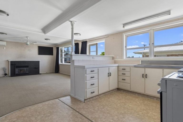 Photo of property in 36 Baycroft Avenue, Parkvale, Tauranga, 3112