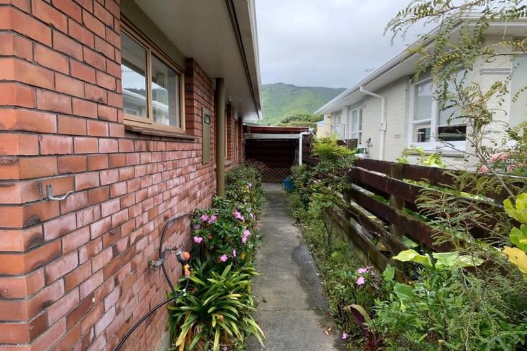 Photo of property in 13 Oriwa Street, Waikanae, 5036