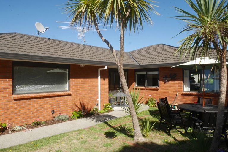 Photo of property in 121 Weggery Drive, Waikanae Beach, Waikanae, 5036