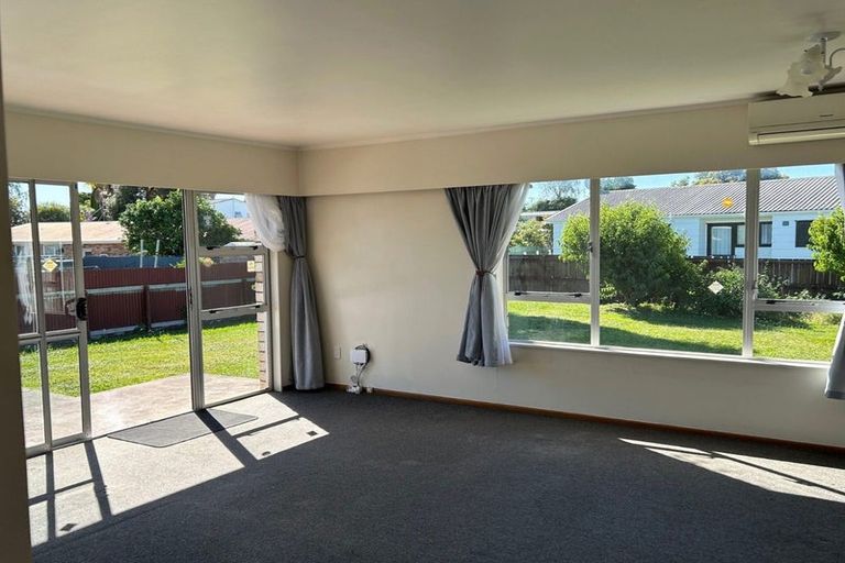 Photo of property in 42b Clevedon Road, Papakura, 2110