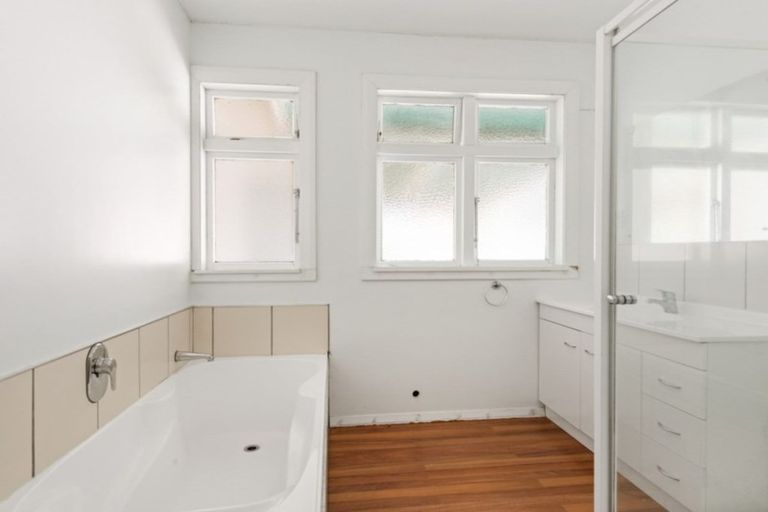 Photo of property in 17 Stratford Street, Blenheim, 7201