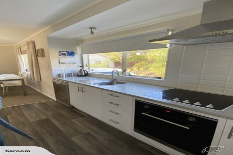 Photo of property in 3/109 Gossamer Drive, Pakuranga Heights, Auckland, 2010