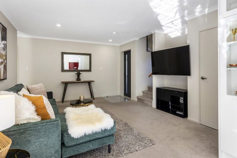 Photo of property in 17c Earlsworth Road, Mangere East, Auckland, 2024