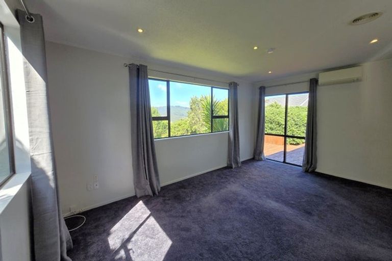 Photo of property in 3 Owaka Close, Kelson, Lower Hutt, 5010