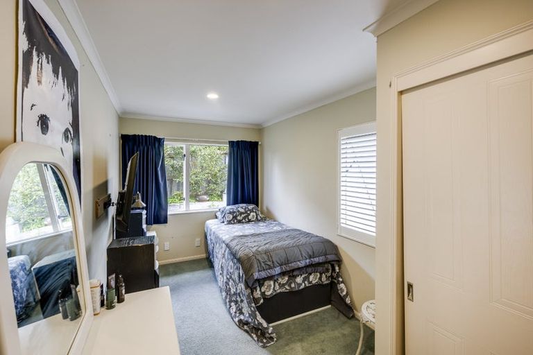 Photo of property in 76a Churchill Drive, Taradale, Napier, 4112