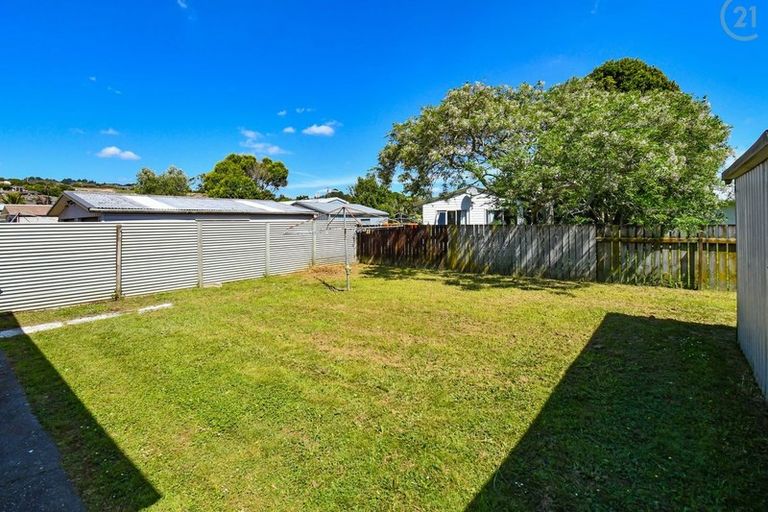 Photo of property in 4 Tilbrook Place, Papakura, 2110