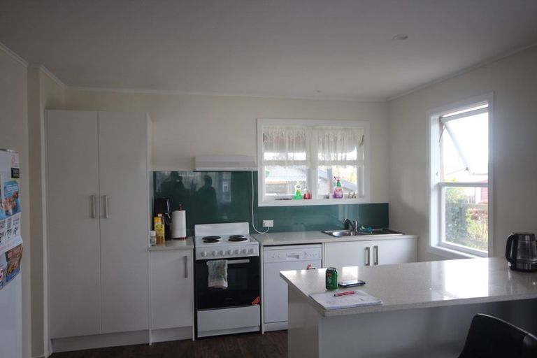 Photo of property in 38 Mckee Avenue, Fenton Park, Rotorua, 3010