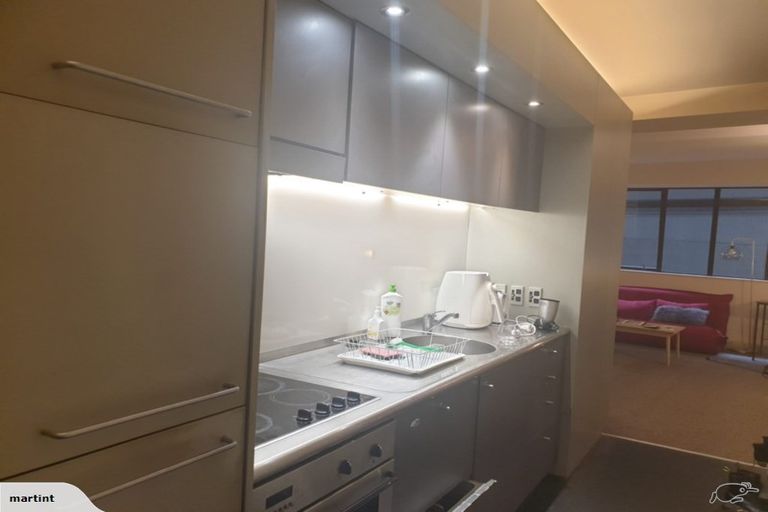 Photo of property in Gerondis Bldg Apartments, 207/60 Willis Street, Wellington Central, Wellington, 6011