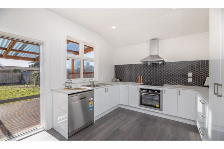 Photo of property in 22 Tovey Street, New Brighton, Christchurch, 8061