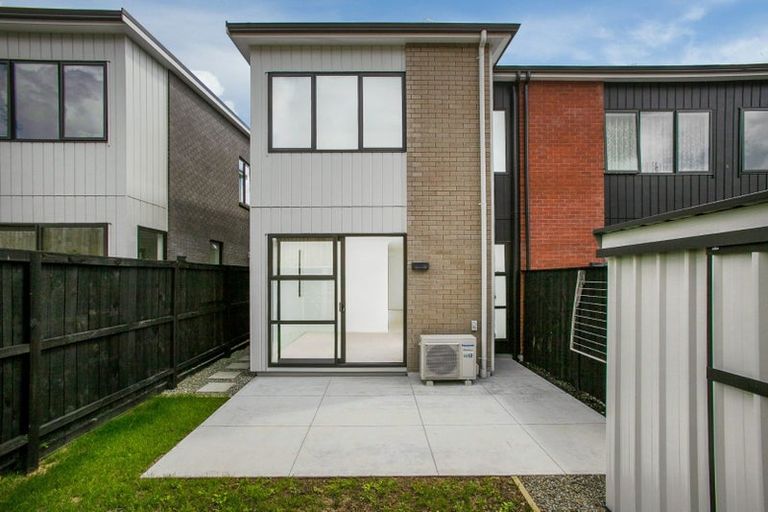 Photo of property in 27c O'meara Street, Swanson, Auckland, 0614