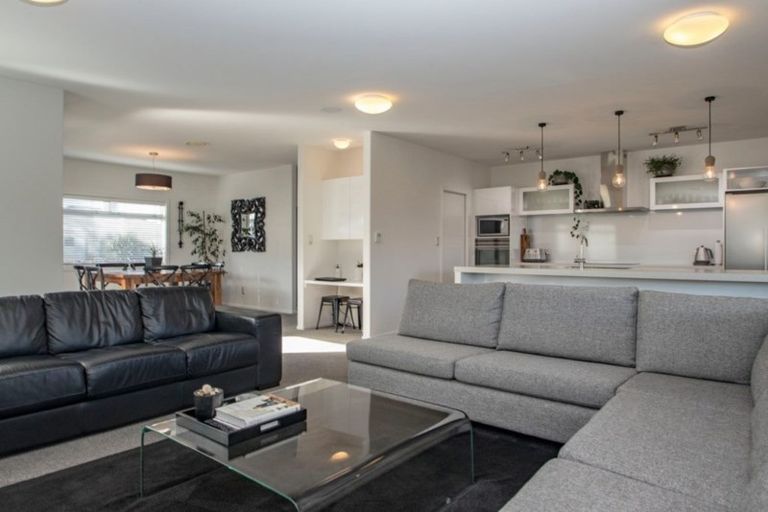 Photo of property in 7 Kapiti Drive, Poraiti, Napier, 4112