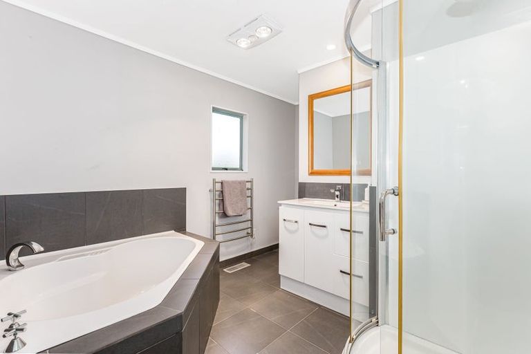 Photo of property in 10 Portage Place, Whitby, Porirua, 5024