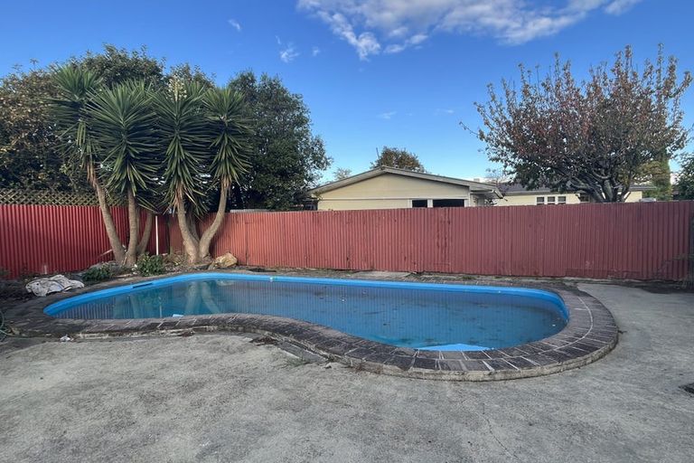 Photo of property in 24 Akaroa Avenue, Awapuni, Palmerston North, 4412