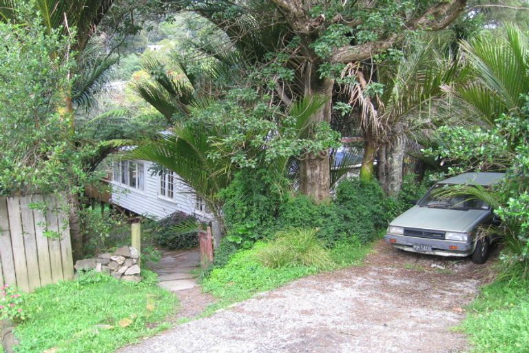 Photo of property in 91 Warner Park Avenue, Laingholm, Auckland, 0604
