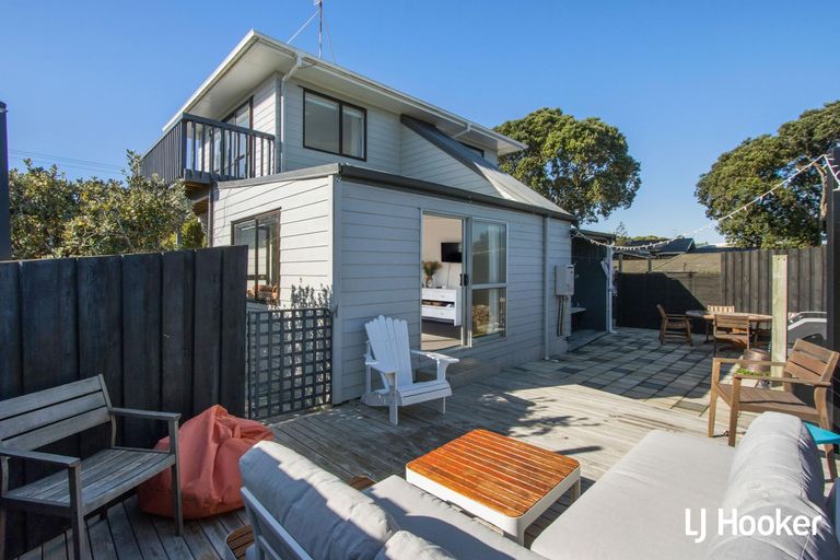 Photo of property in 98a Dillon Street, Waihi Beach, 3611
