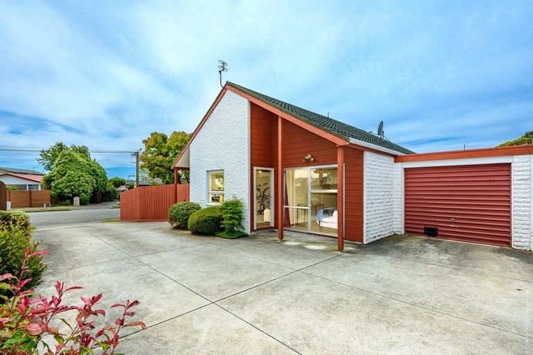 Photo of property in 1/80 Veitches Road, Casebrook, Christchurch, 8051