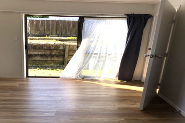 Photo of property in 13 Balloch Street, Randwick Park, Auckland, 2105