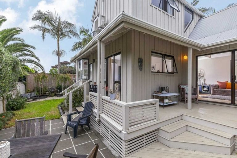 Photo of property in 2/24 Aramoana Avenue, Devonport, Auckland, 0624