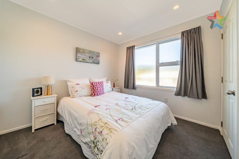 Photo of property in 11 Mimihau Grove, Wainuiomata, Lower Hutt, 5014