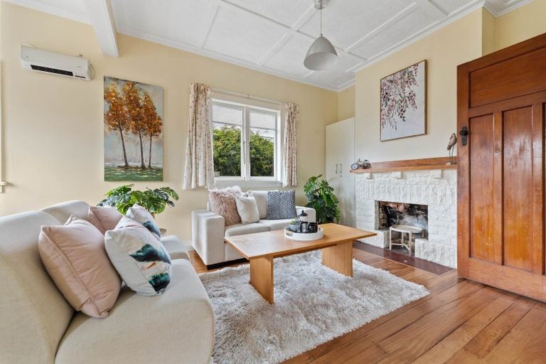 Photo of property in 98 Rifle Range Road, Dinsdale, Hamilton, 3204