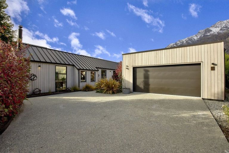 Photo of property in 13 Torridon Court, Jacks Point, Queenstown, 9371